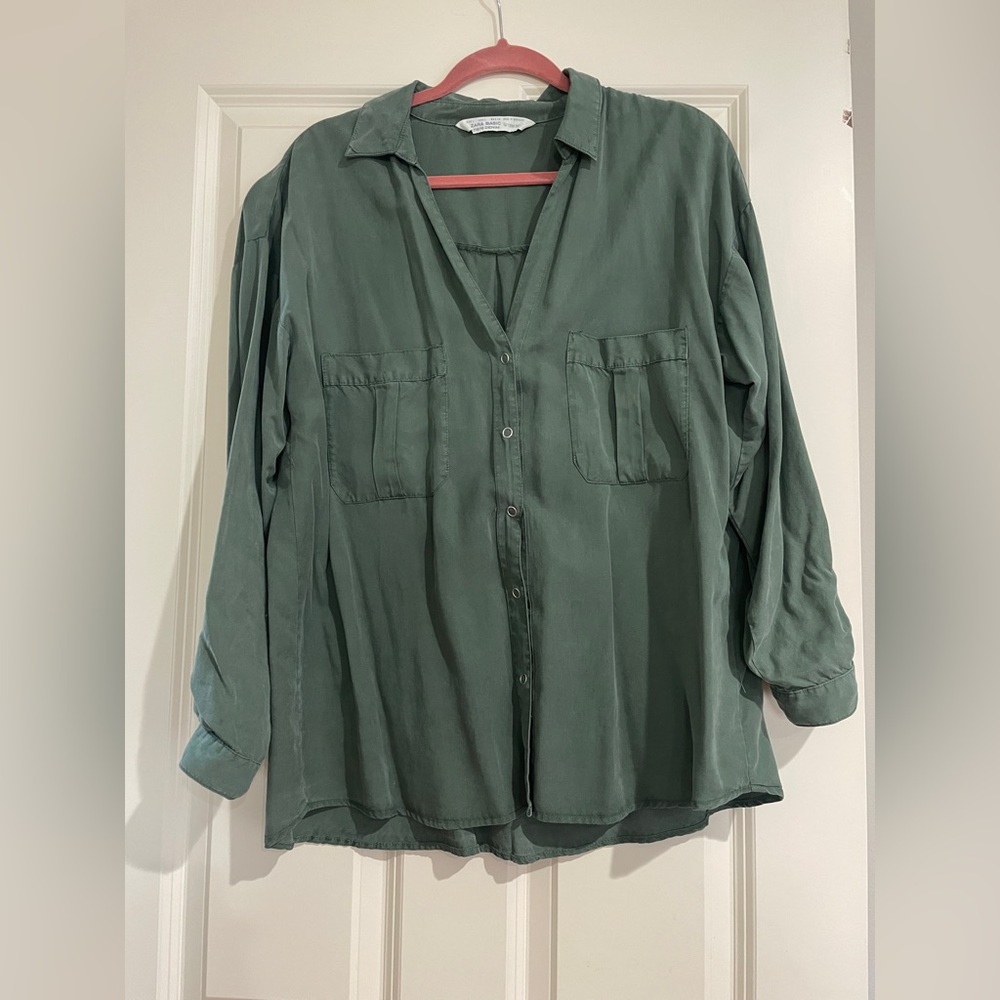 Zara Basic Tencel V-Neck Button-down (3/4 sleeve) - forest green - size L